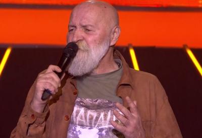 Srpski pevač danas radi kao pomoćnik molera, a nekada je imao stan u Beogradu i kuću u Budvi: Cela Srbija peva njegov hit, a on doživeo TRAGIČNU sudbinu