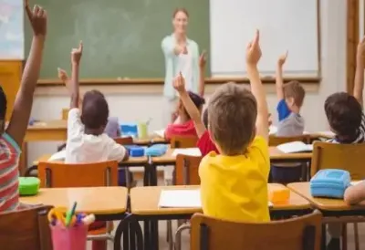 Prolećni raspust počinje: Jedna grupa đaka uživa 12 dana, druga samo produženi vikend - evo detalja