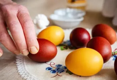 NE BACAJTE VASKRŠNJA JAJA: 6 genijalnih recepata uz koje ćete ih pretvoriti u prave gurmanske obroke – ukusno, jednostavno i brzo