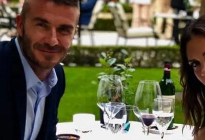 Sin Viktorije i Dejvida Bekama objavio skroz nagu fotografiju i "srušio" internet: Požalio se na opekotine, ali svi gledaju u jedno