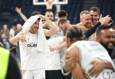 MUK U ARENI: Dubai postao šampion ABA lige, pogledajte kako su proslavili istorijski uspeh (VIDEO)