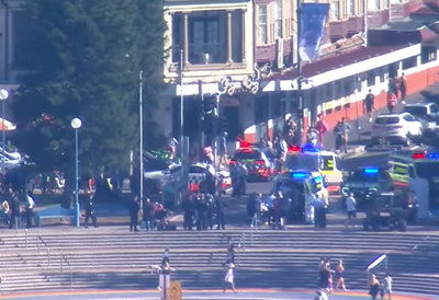 „Videla sam ogromnu lokvu krvi“ Napad je bio iznenadan, usledila je borba za život – Heroj rizikovao život da iz vode izvuče ženu nakon napada ajkule