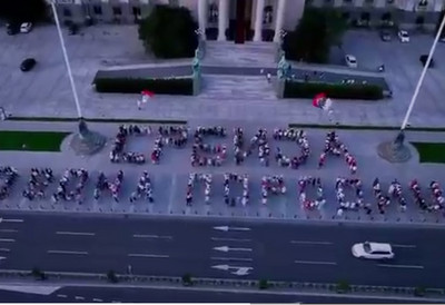 Scena iz vazduha ispred Skupštine Srbije najavljuje spektakl 27. juna: Građani poslali poruku koja je privukla pažnju - kadrovi iz drona bude ponos (FOTO/VIDEO)