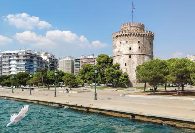 Panika na poznatim grčkim plažama: More postalo mutno i sluz