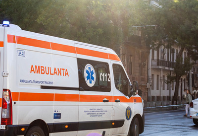 Noćna mora ispred škole u Rumuniji: Izleteo na trotoar pa pokosio decu - Jedna devojčica preminula, druga u veoma teškom stanju