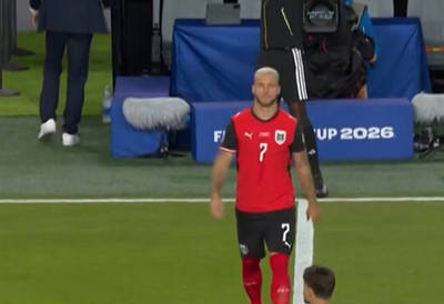 Arnautović konačno dočekao gol na Mundijalu: Još jednim potezom je oduševio Zvezdine navijače, ali i čitavu Srbiju (VIDEO)