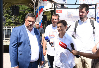 Predstavljeni veliki planovi za Zemun na manifestaciji "Nekad i sad": Novi Dom zdravlja, vrtići, škole i brojni infrastrukturni projekti - Brnabić i Kovačević predstavili budućnost opštine