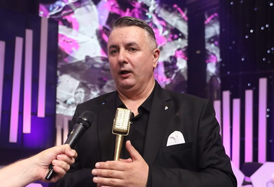 Prolazi kroz pakao posle udesa: Pobednik šoua "Nikad nije kasno"potpuno slomljen jer ne može da obiđe povređenu suprugu