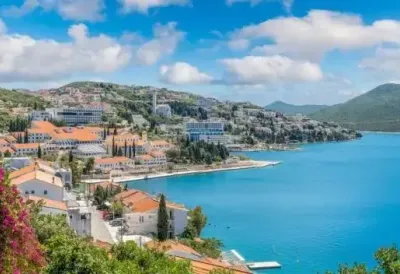 Smeštaj 100 metara od PLAŽE samo 30€, cene kafe i hrane su t