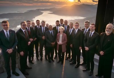 U fokusu Srbija i evropske integracije: Vučić na sastanku sa Ursulom fon der Lajen, Antoniom Koštom, Emanuelom Makronom i Fridrihom Mercom u Tivtu