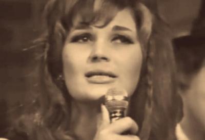 Izvukla iz automobila muževu ljubavnicu a onda je brutalno pretukla: Poznata pevačica pokazala svoje drugo lice