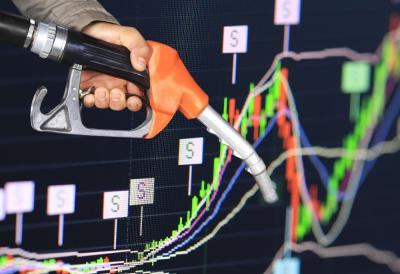 RAT NA BLISKOM ISTOKU PODIŽE CENU NAFTE: Koliko će poskupeti gorivo u Srbiji?