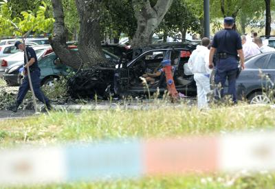 Telo nepoznatog muškarca pronađeno na stepeništu zgrade: Jedna osoba uhapšena, policija utvrđuje okolnost smrti