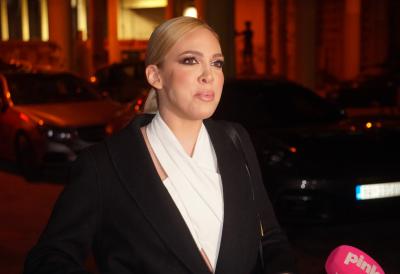 Milica Todorović viđena prvi put u javnosti nakon porođaja: Pevačica se vratila svakodnevnim aktivnostima