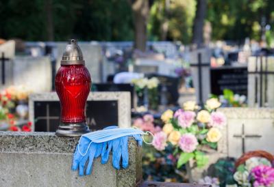 Neviđeno nepoštovanje: Albanci pustili stoku da gazi srpske grobove