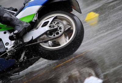 RAZLOG JE NEVEROVATAN: Vlast ZABRANILA vožnju motora i skutera noću