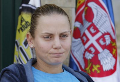 Imanje pokojnog oca Jelene Dokić u Sremu zaraslo u korov: Dom koji je trebao da bude oaza sada svedoči tužnoj sudbini