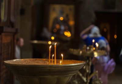 Prizivajte ime Svetog Fotija i možda se DOGODI ČUDO: Pravoslavni vernici sutra slave veliki praznik, a ovo su običaji i verovanja