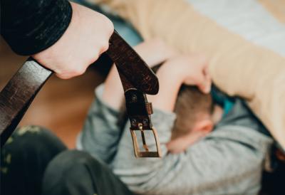 Brutalna tuča navijača na okretnici u Beogradu: Muškarac zadobio stravične povrede, hitno prevezen u Urgentni centar