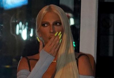 Karleuša javno priznala da joj se udvara popularni pevač - njegova žena saznala sve: "Ona nema ništa protiv..."