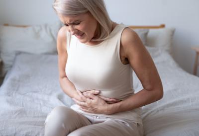 Ako vam se ovo stalno dešava posle jela, telo pokušava da vas upozori: Ovi znaci ukazuju na ozbiljan problem