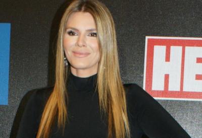 Pogledajte venčanicu u kojoj se udaje Melina Džinović: Kreatorka stigla u opštinu da izgovori sudbonosno "da"