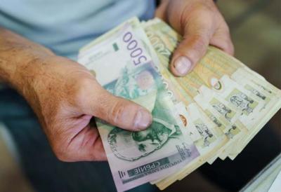 Danas leže uplata na račune ovih građana: Evo kome sleduje novčana naknada