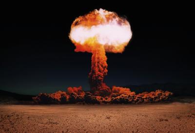 "Sve podseća na zimu 1939." Stiglo upozorenje na mogućnost SVEOPŠTEG RATA: "95 odsto indikatora na nadolazeći oružani napad treperi crveno"