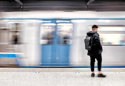 Krenuli da buše tunel za metro, ljudima se urušile garaže: Nisu mogli da otvore kapije, ni da dođu do svojih automobila