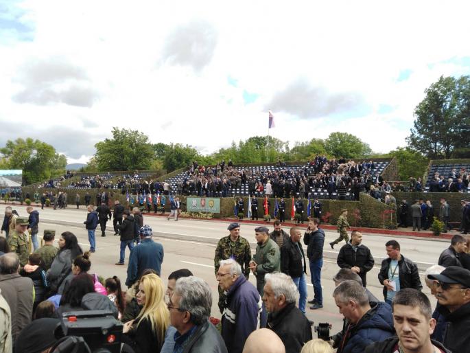 Победа белград. Сербия 9 мая 2022. День победы в сербии. Памятник русским в сербии. Победа белград.