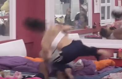 Maja Marinković, Peca Lazić