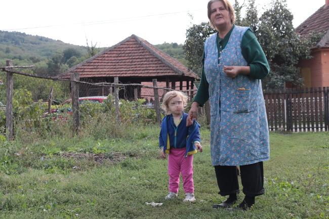 Milijada Savić sa unukom Kristinom