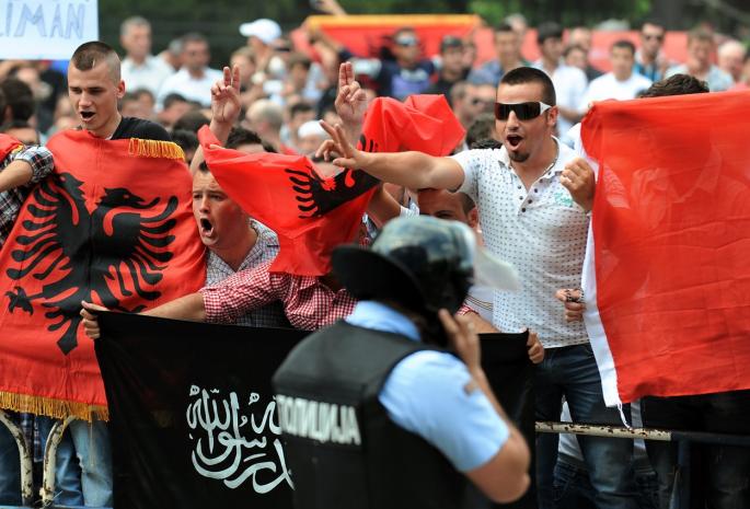 Protest Albanaca u Skoplju nakon presude u slučaju Mostrumi (2014)