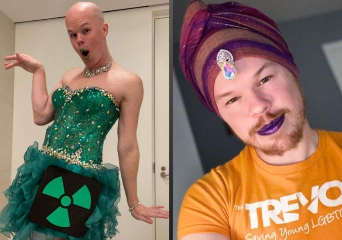 2 трансгендера