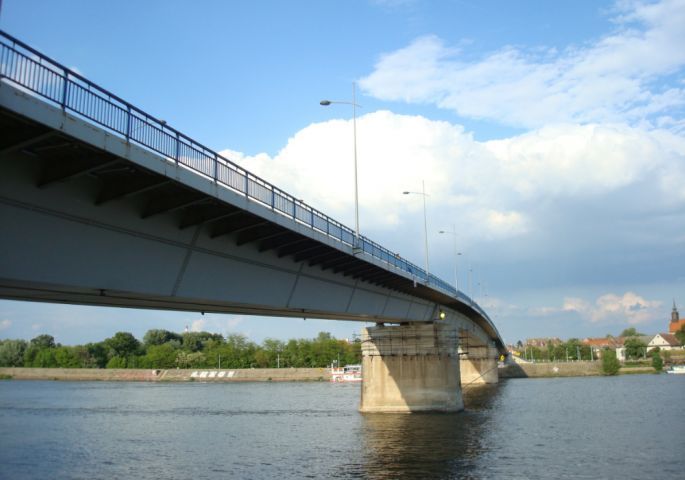 Izgradnja novog mosta u Novom Sadu