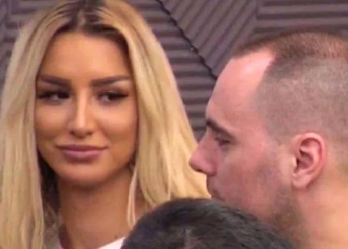 Aleksandra Nikolić, Zvezdan Slavnić