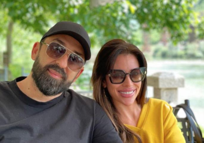 Ognjen Amidžić, Mina Naumović