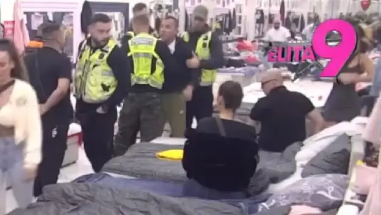 Skandal posle žurke: Filip navalio na Teodoru, ona ga ponizila rečenicom koja je odjeknula kućom - obezbeđenje napravilo živi zid