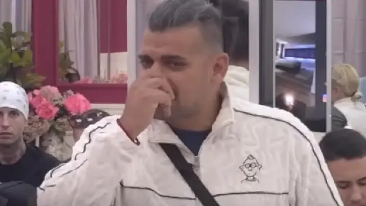 "Emotivno je nestabilan" Najbolji drug Bore Santane otkrio da li je zadrugar gej: "Sa nekima je bi prisniji" Evo šta je sve radio napolju