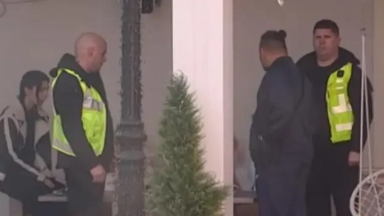 Anastasija zverski napala Boru Santanu - brutalna svađa se završila bekstvom (VIDEO)