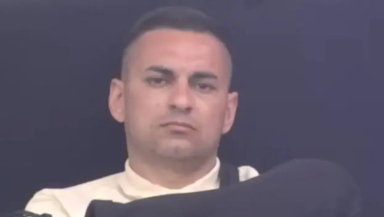 Bebica se sakrio i zaurlao od bola zbog Teodore - moli je da mu se vrati: "Volim te..." Dobio hladan tuš