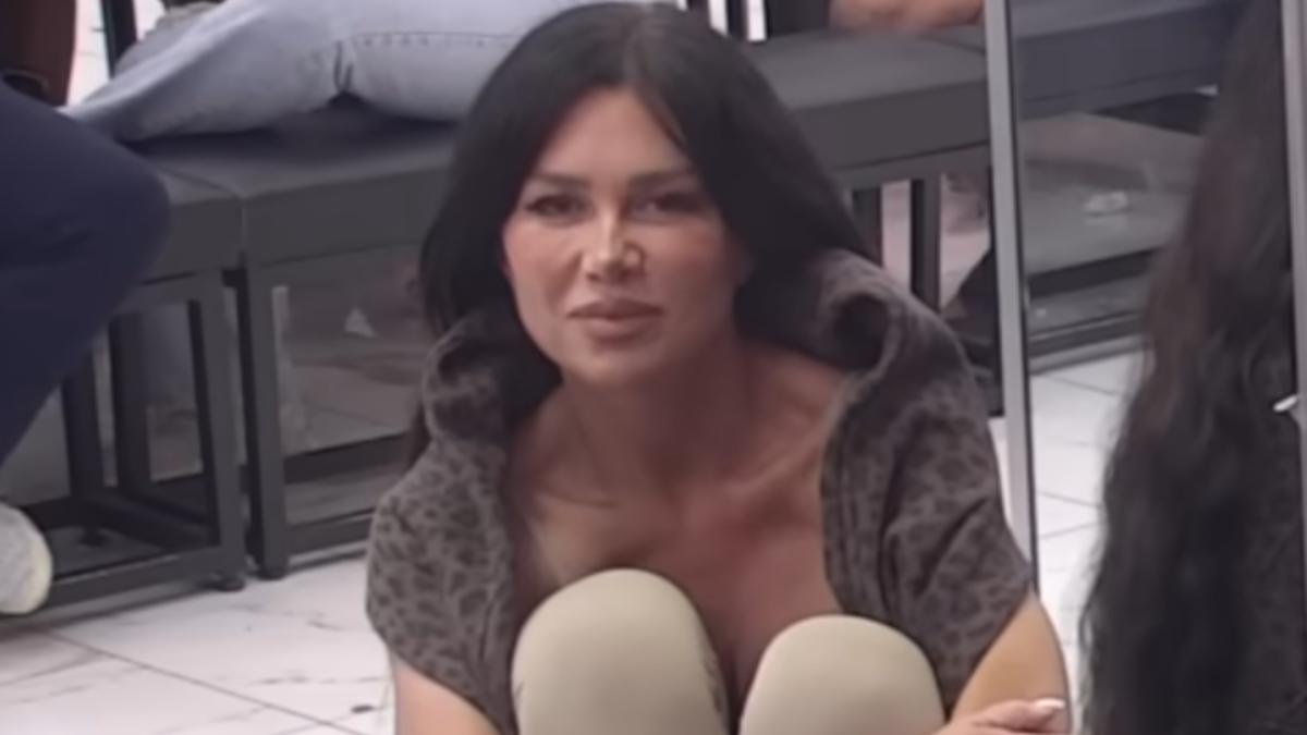 "Prelep si da znaš" - Stanija Dobrojevići mu iskazala simpatije, tepa mu i gleda sa najlepšim osmehom