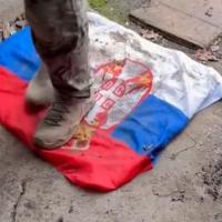 Gaženje zastave Srbije u Ukrajini