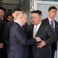 Vladimir Putin i Kim DÅ¾ong Un